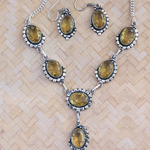 Hand Crafted Other - 925 Sterling Faceted Citrine Necklace 21"